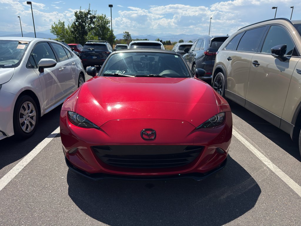 Used 2016 Soul Red Metallic Mazda Club image 5
