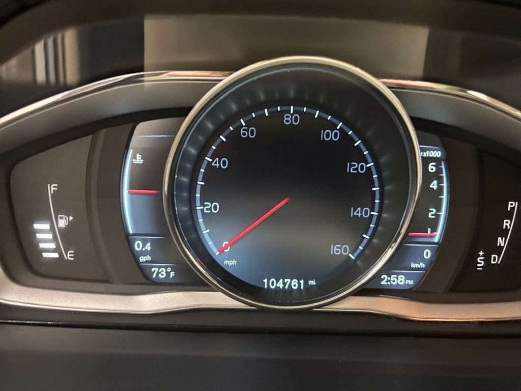 Used 2015 Seashell Metallic Volvo T5 Premier image 25