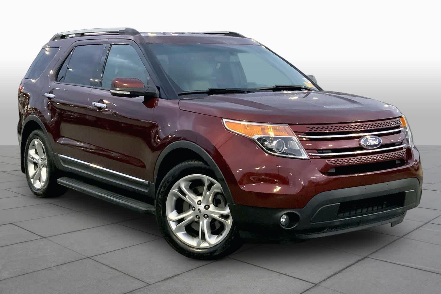 Used 2015 Bronze Fire Metallic Tinted Clearcoat Ford Limited image 3