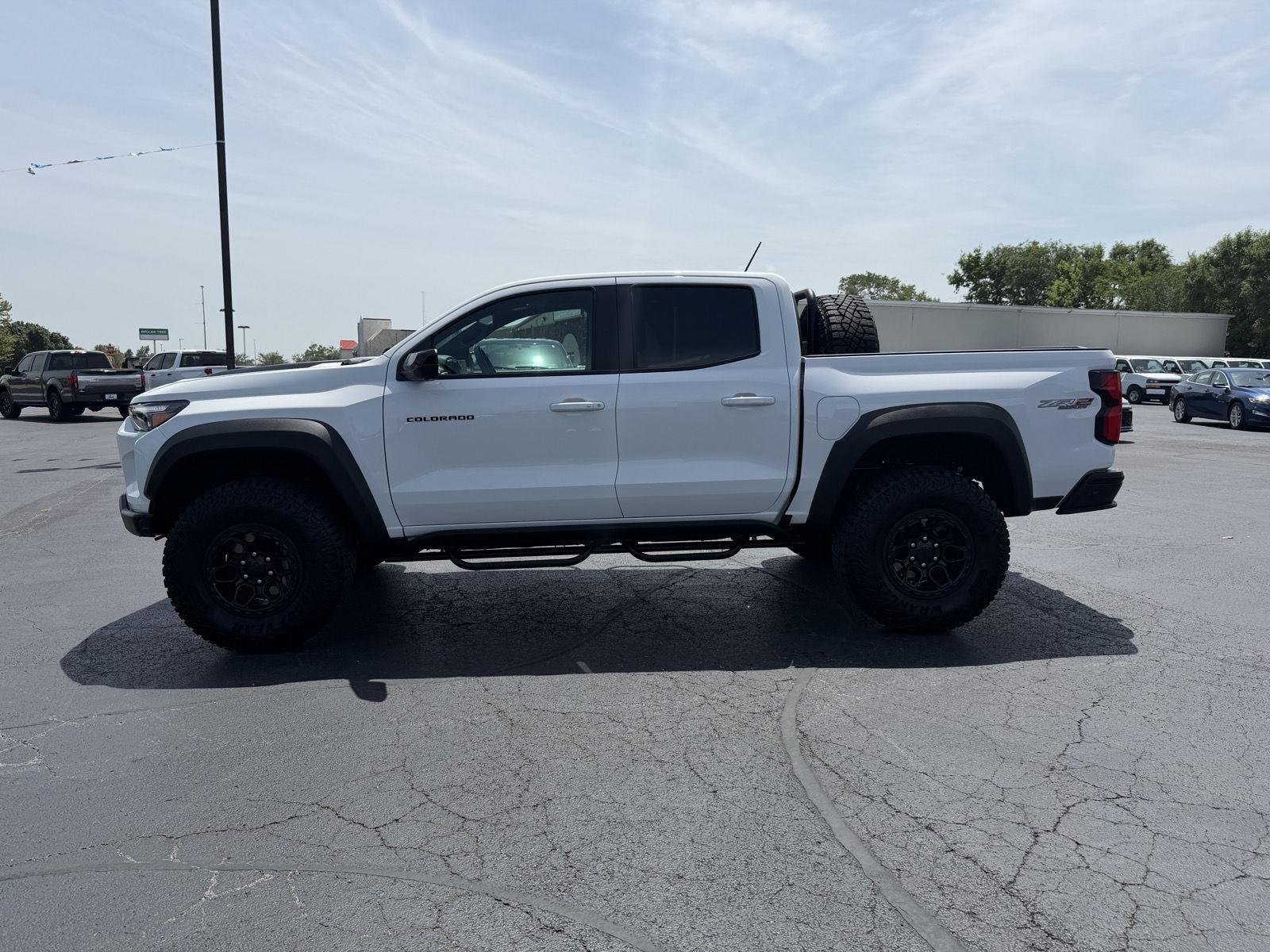 Used 2024 Summit White Chevrolet ZR2 image 2