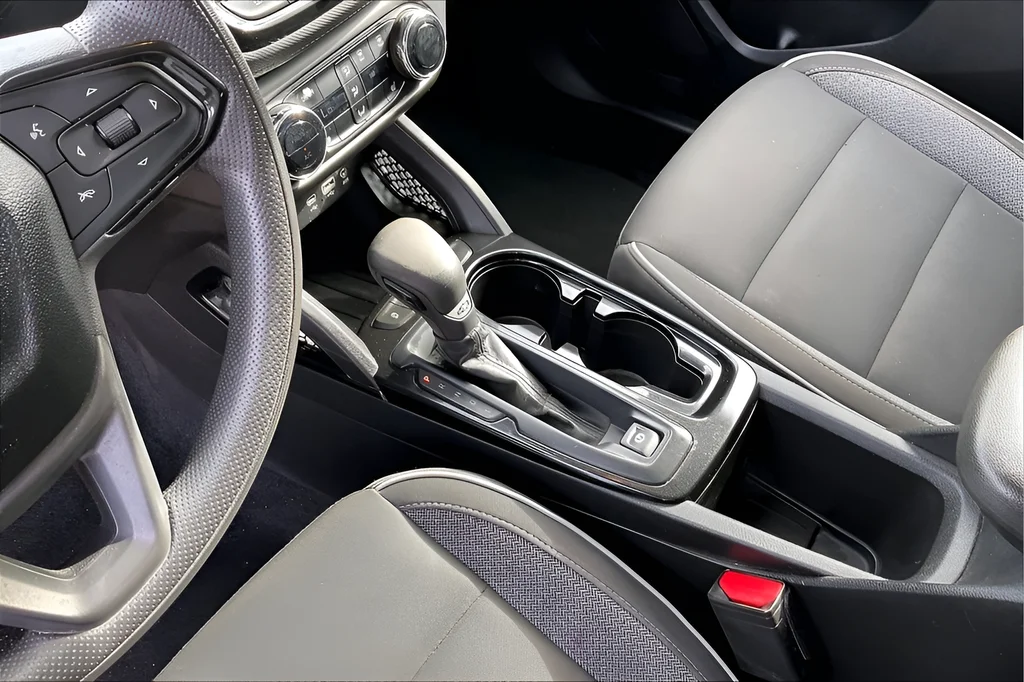 Used 2021 Blue Chevrolet LT image 11