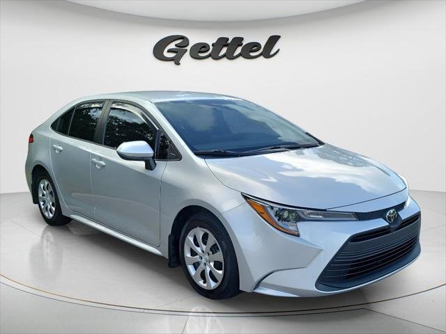 Certified Used 2025 SILVER ME. Toyota  image 3