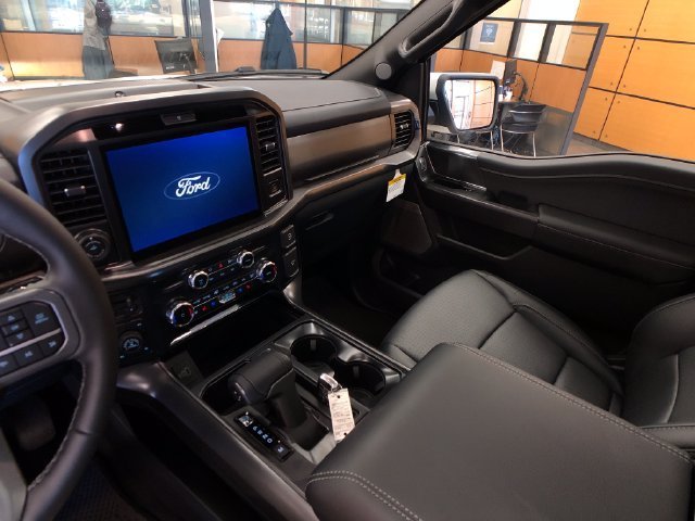 New 2026 Star White Metallic Tri-Coat Ford Lariat® image 19