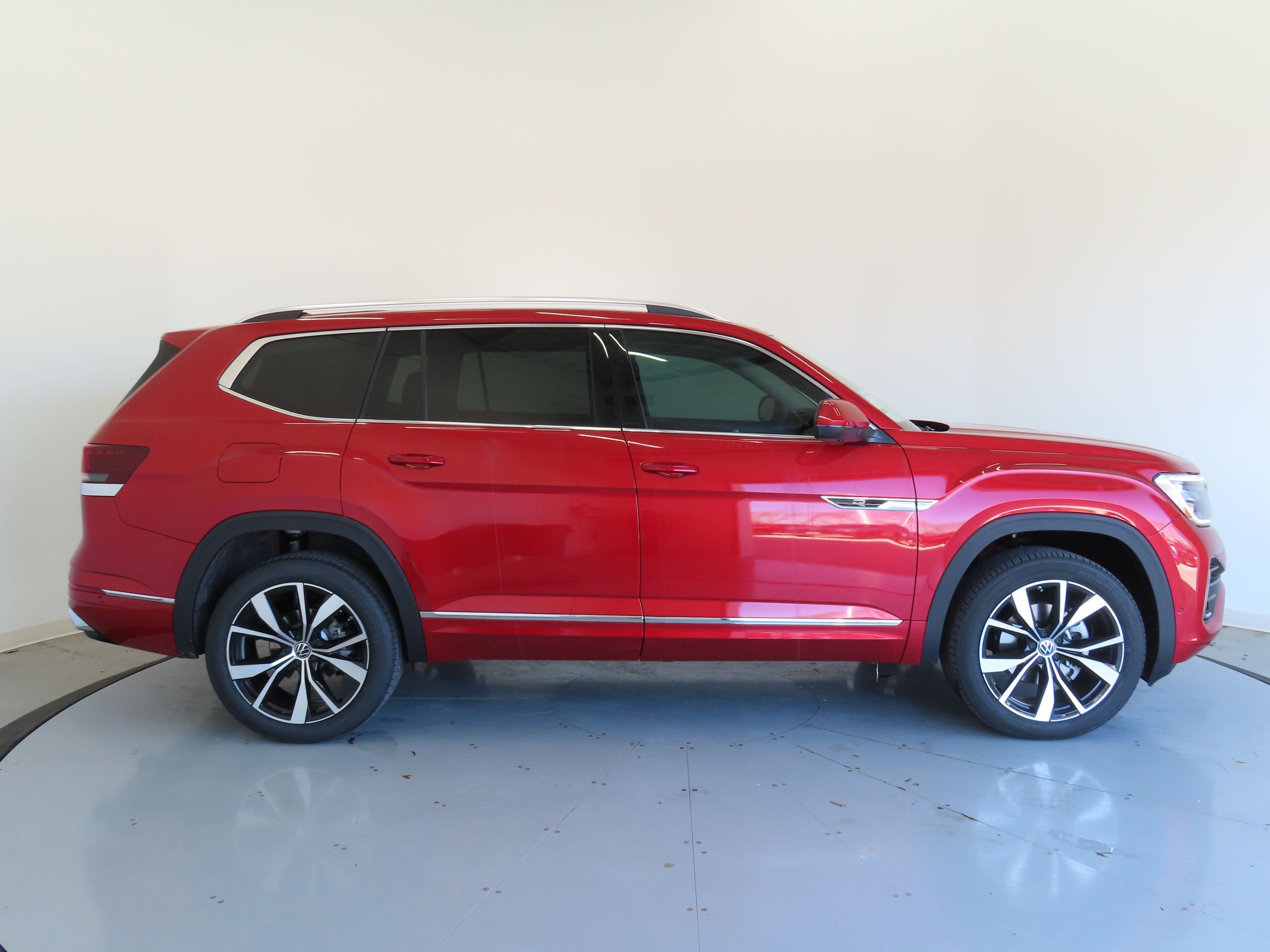 New 2025 Blue Volkswagen 2.0T SEL Premium R-Line image 2