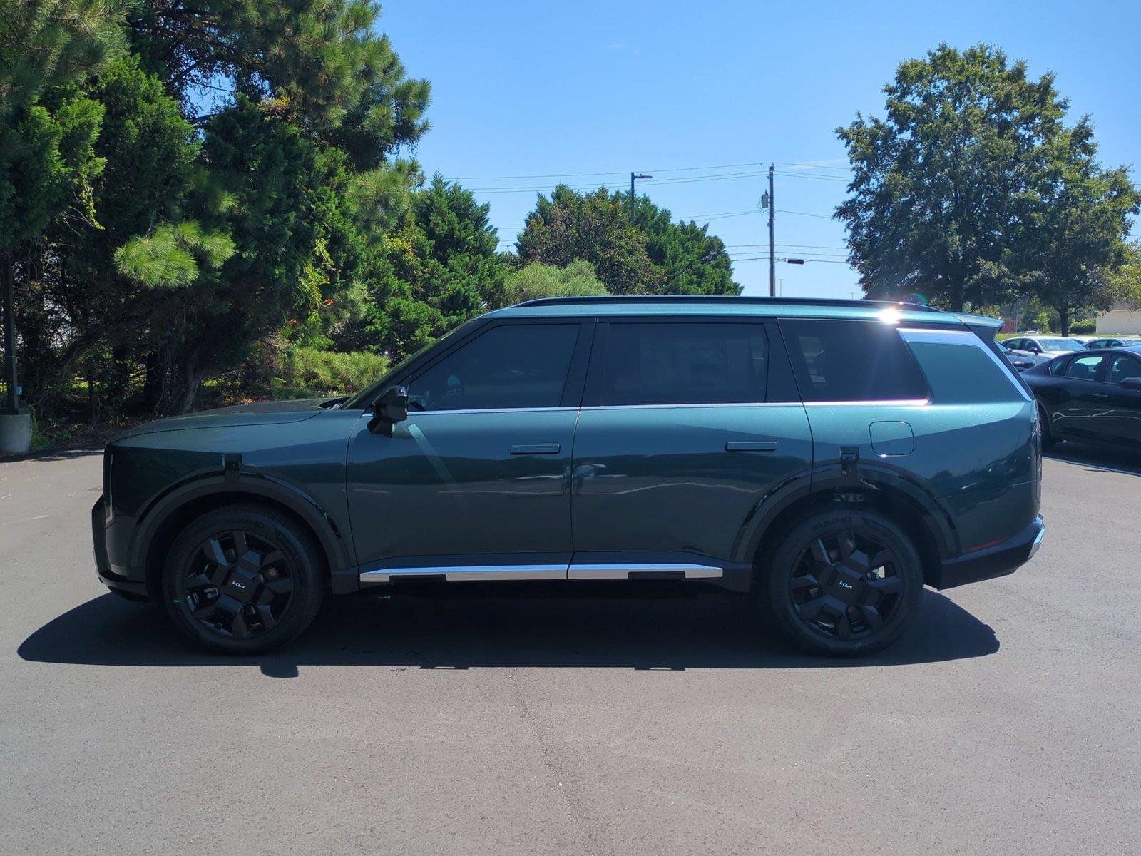 New 2027 Black Jade Green Kia SX-Prestige image 2