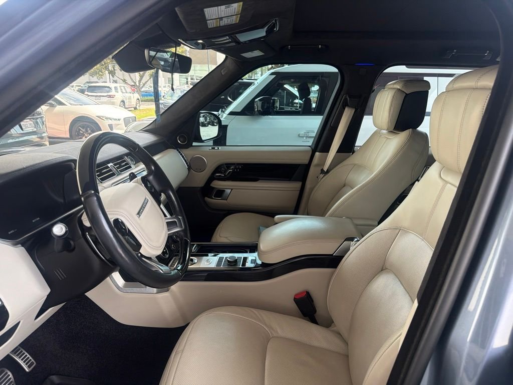 Used 2021 Byron Blue Metallic Land Rover Westminster image 8