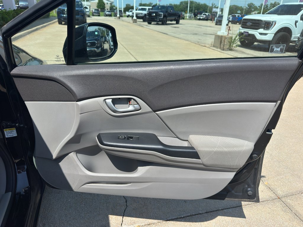 Used 2012 Black Honda LX image 25