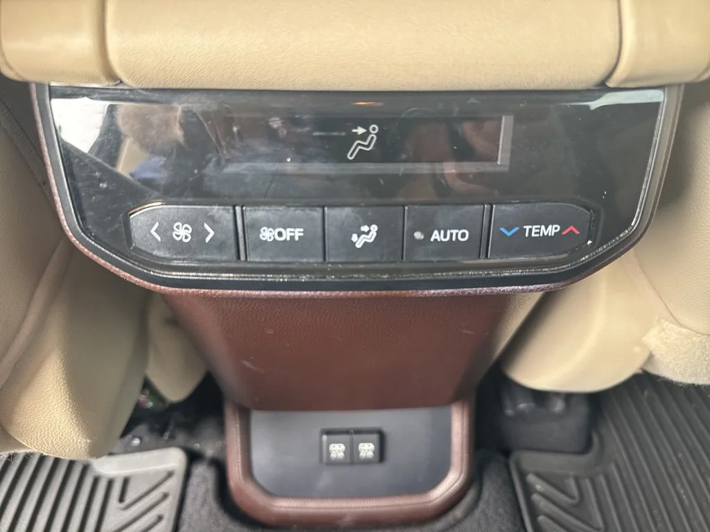 Used 2020 Magnetic Gray Metallic Toyota XLE image 30