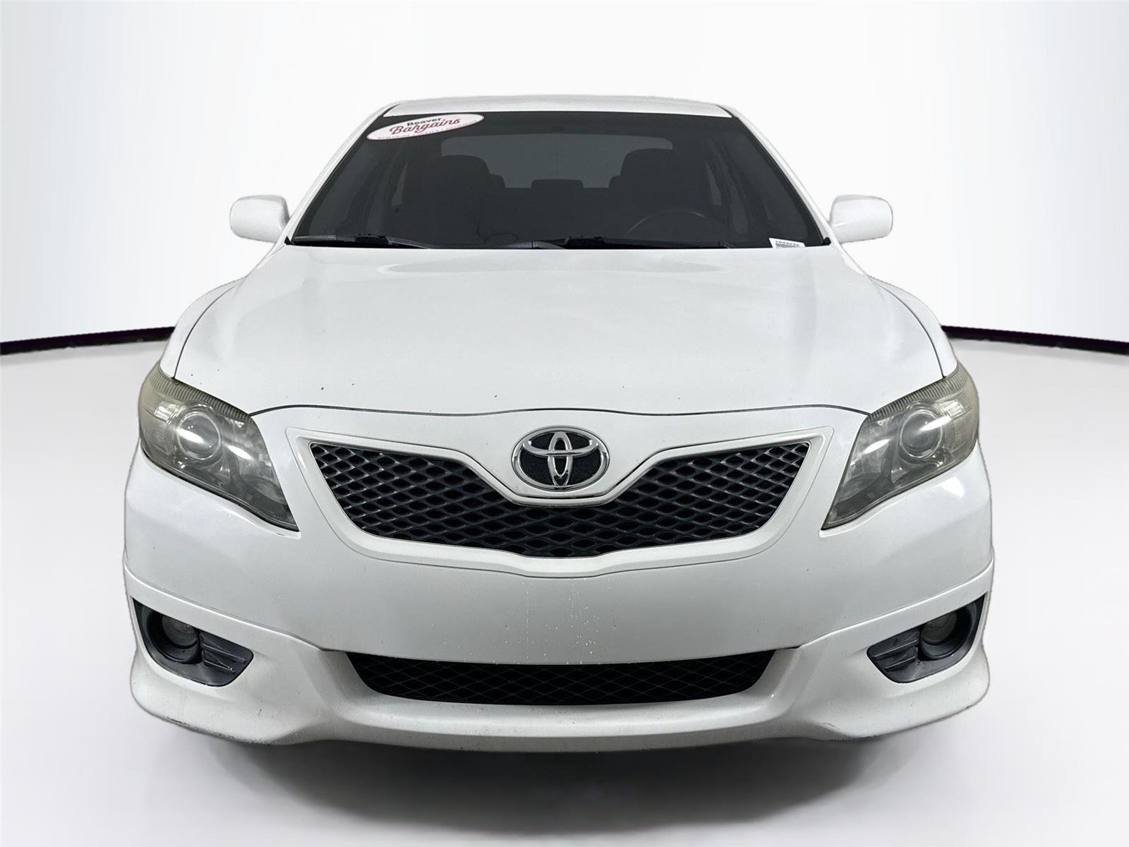 Used 2011 Super White Toyota SE image 7