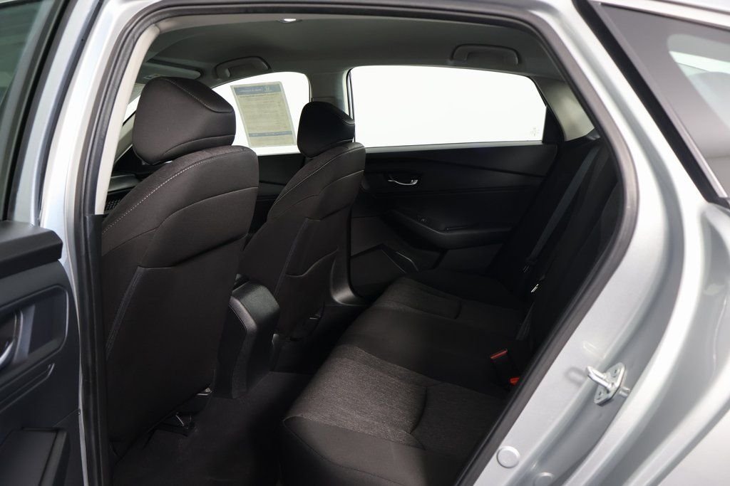 Used 2024 Solar Silver Metallic Honda LX image 11