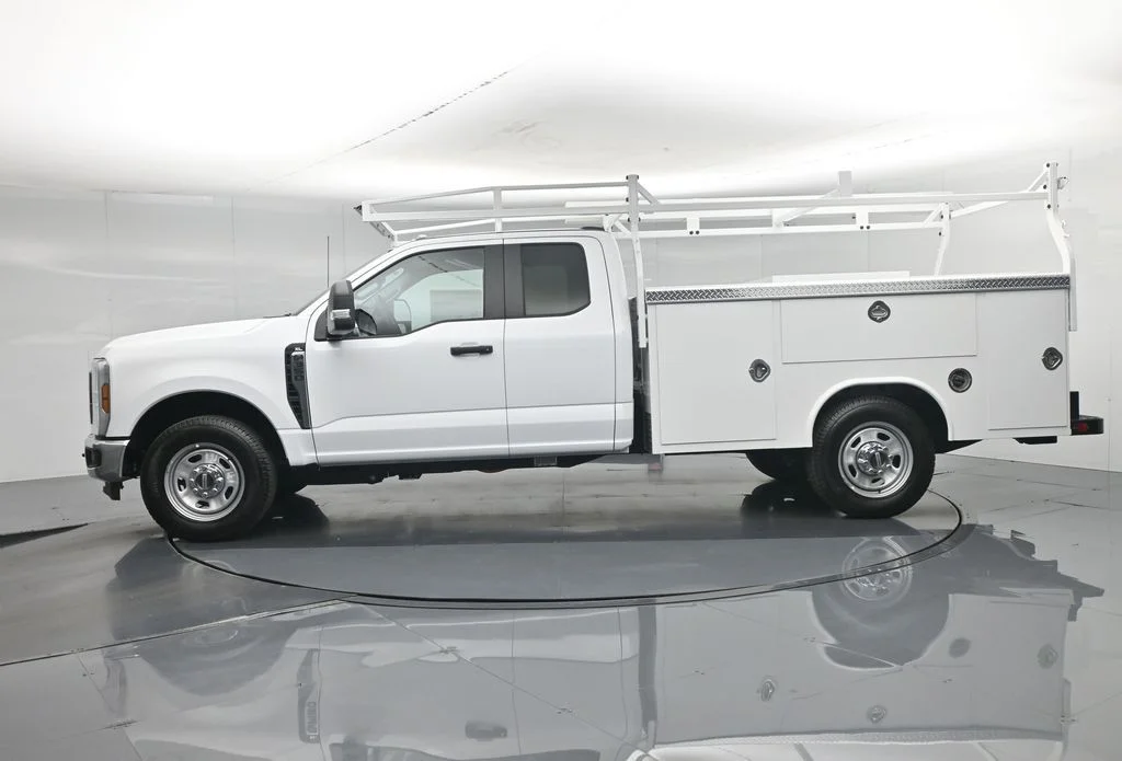 New 2026 White Ford XL image 34