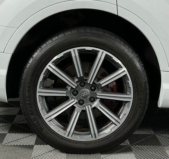 Used 2017 White Audi 3.0T Premium Plus image 9