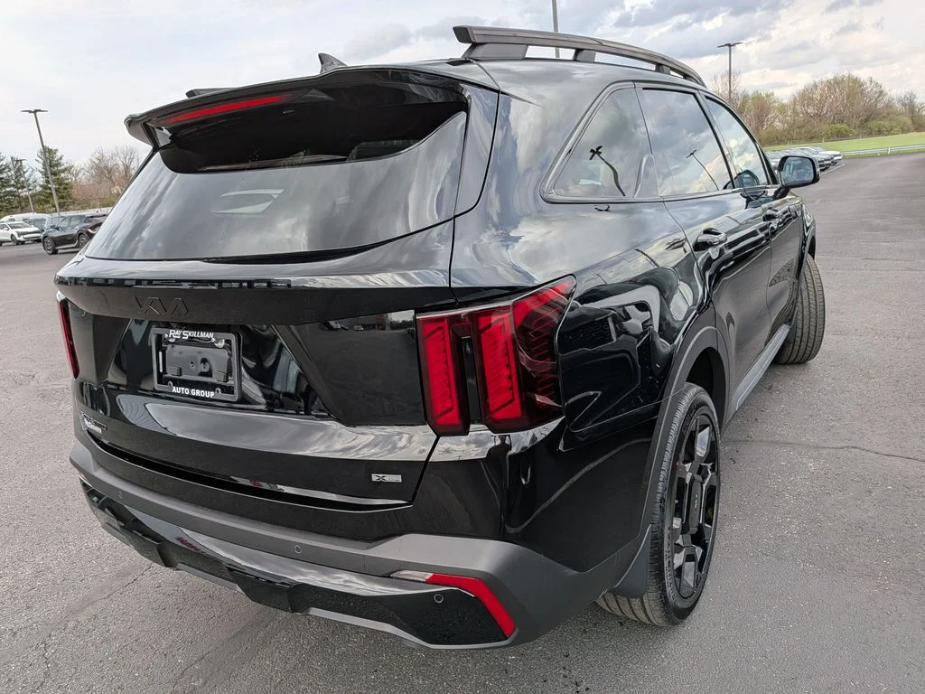 New 2026 Black Kia X-Line EX image 7
