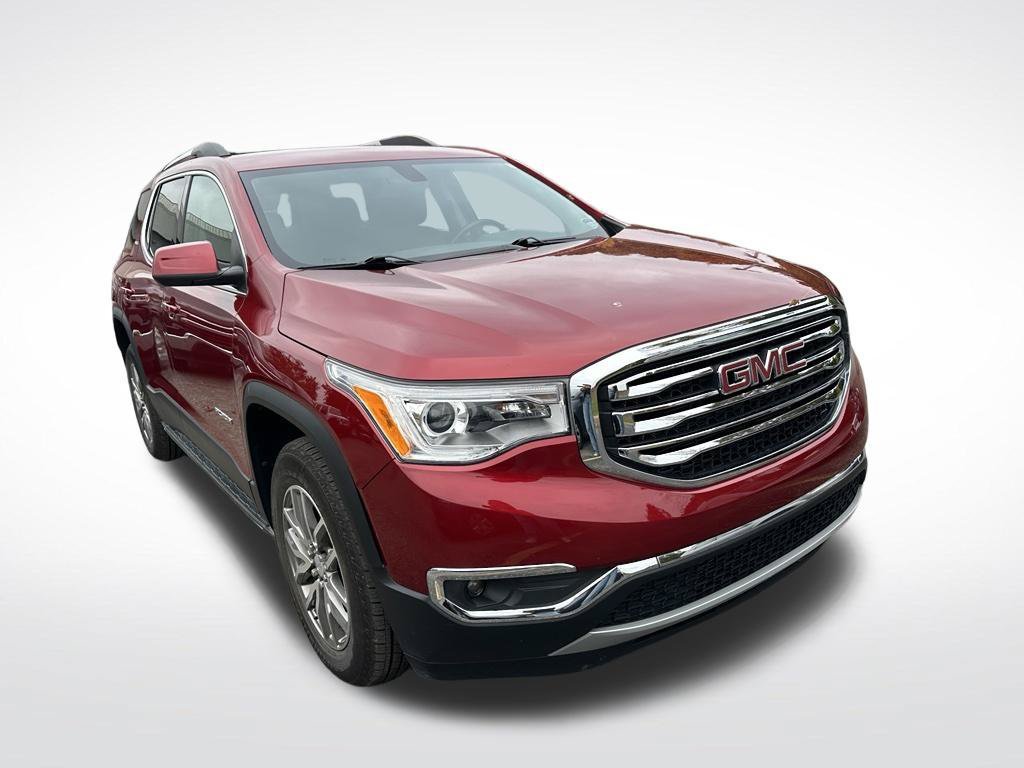 Used 2019 RED QUARTZ TINTCOAT GMC SLE image 3