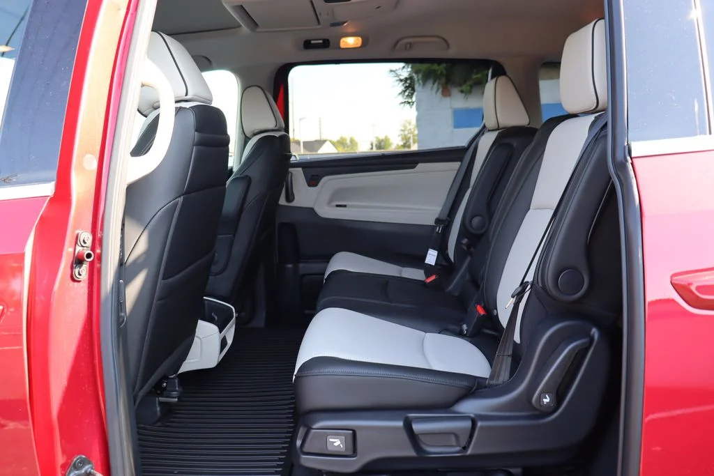 2026 Honda Odyssey Elite - Photo 11