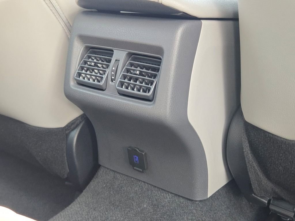 Used 2024 Silver Toyota Hybrid XLE image 10