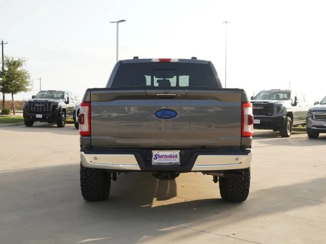 Used 2022 Gray Ford Lariat image 8