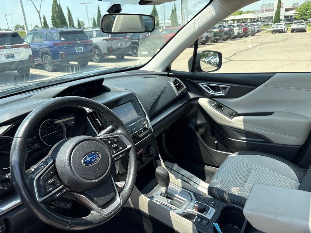 Used 2024 Gray Subaru Premium image 4