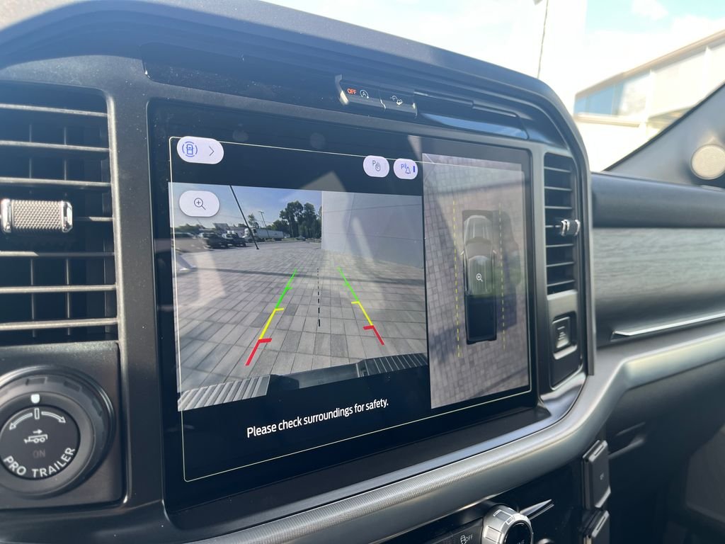 Used 2026 Gray Ford Lariat image 29