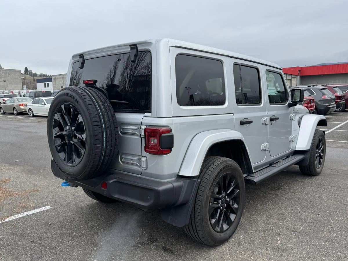 Used 2024 Silver Jeep Sahara 4xe image 6