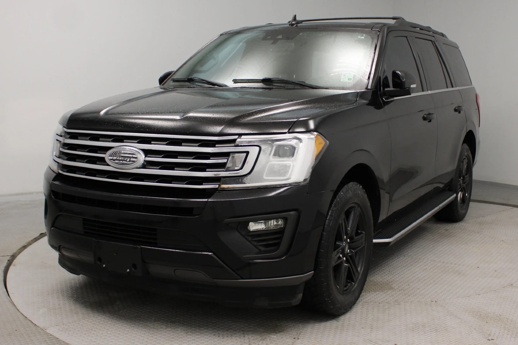Used 2020 AGATE BLACK METALLIC Ford XLT 4x2 image 36