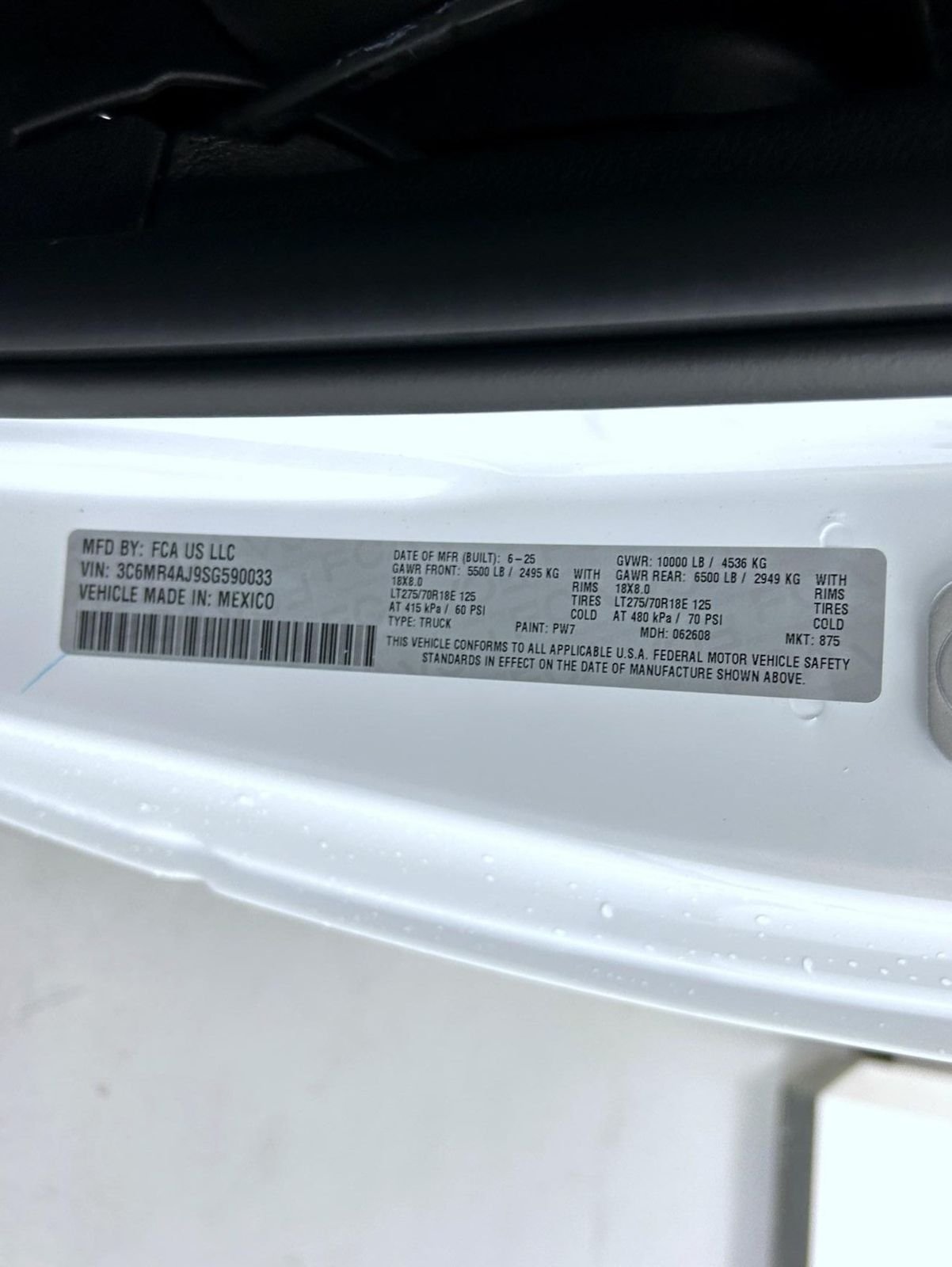 New 2025 Bright White Clear-Coat Exterior Paint RAM Tradesman image 21