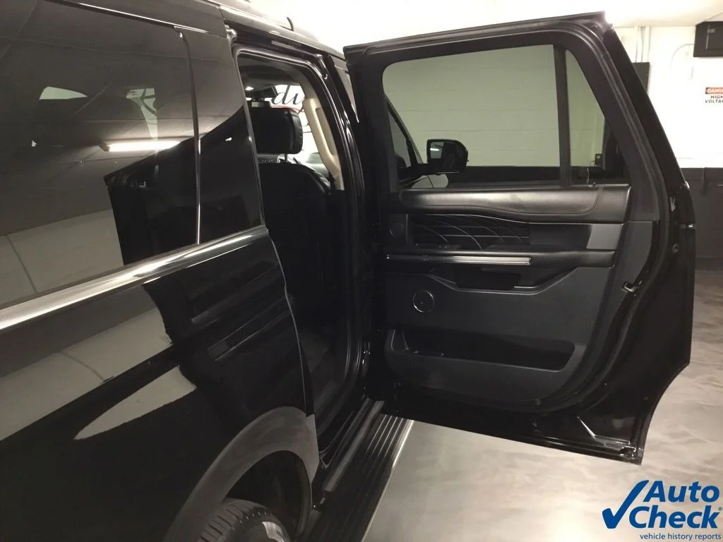 Used 2021 Black Ford Platinum image 43