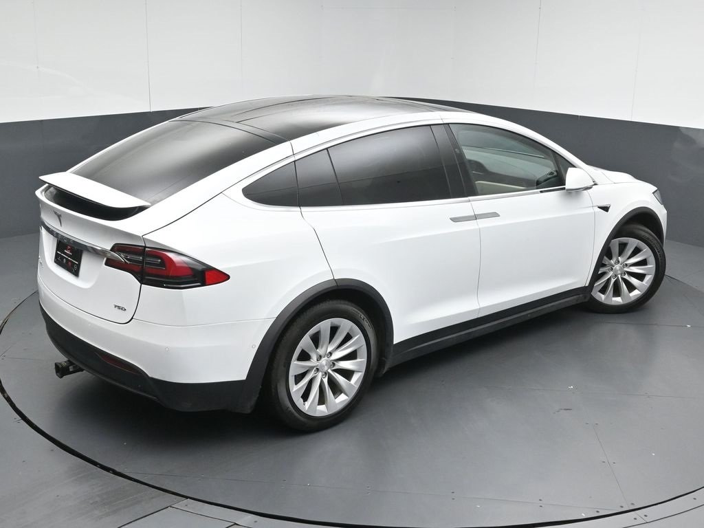 2018 TESLA MODEL X - Image 38