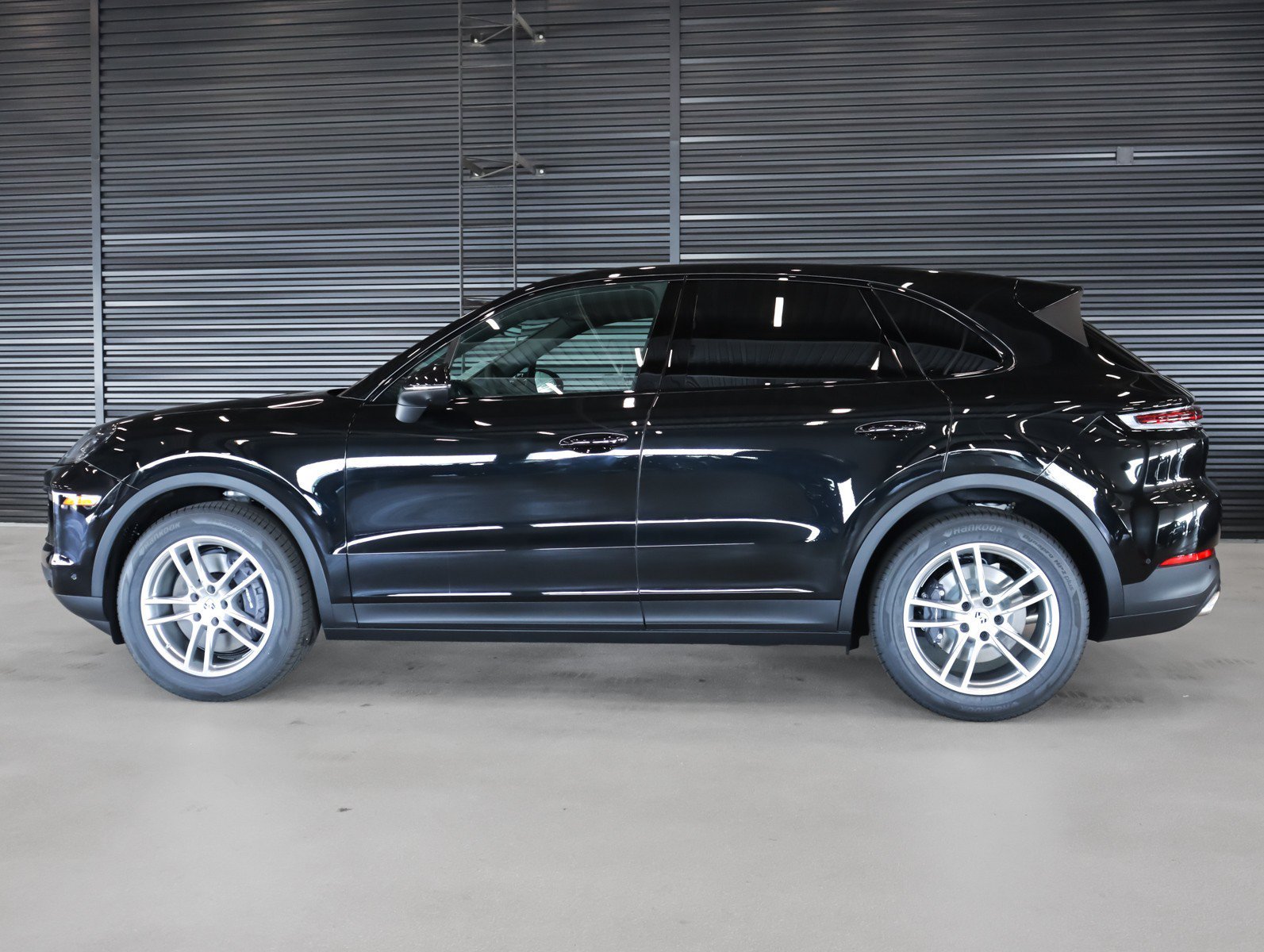 New 2026 Chromite Black Metallic Porsche  image 2