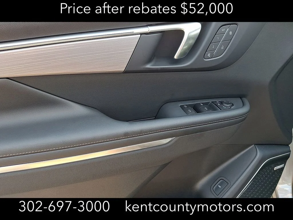 2026 Buick Enclave Preferred - Photo 14