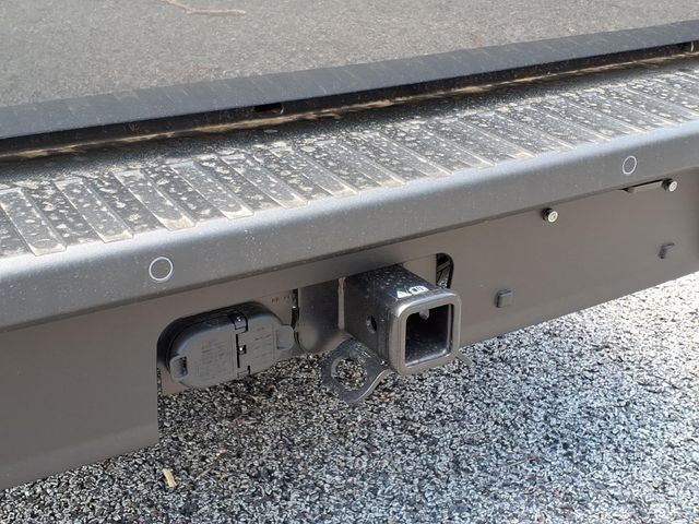 New 2026 Carbonized Gray Metallic Ford XL image 6