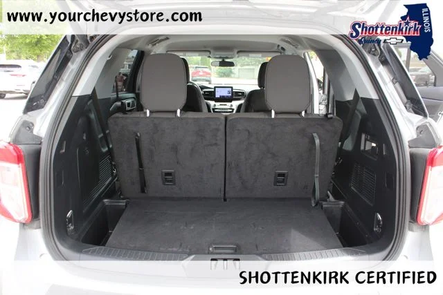 Used 2023 Silver Ford XLT image 19
