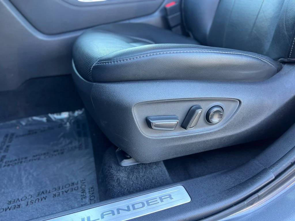 Used 2021 Gray Toyota Limited image 16