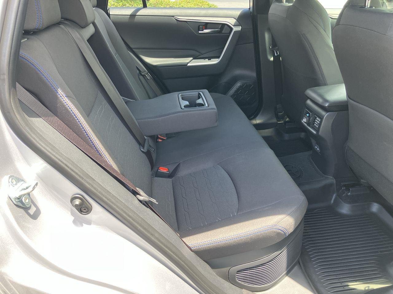 Used 2024 Silver (Silver Sky Metallic) Toyota Hybrid SE AWD image 30