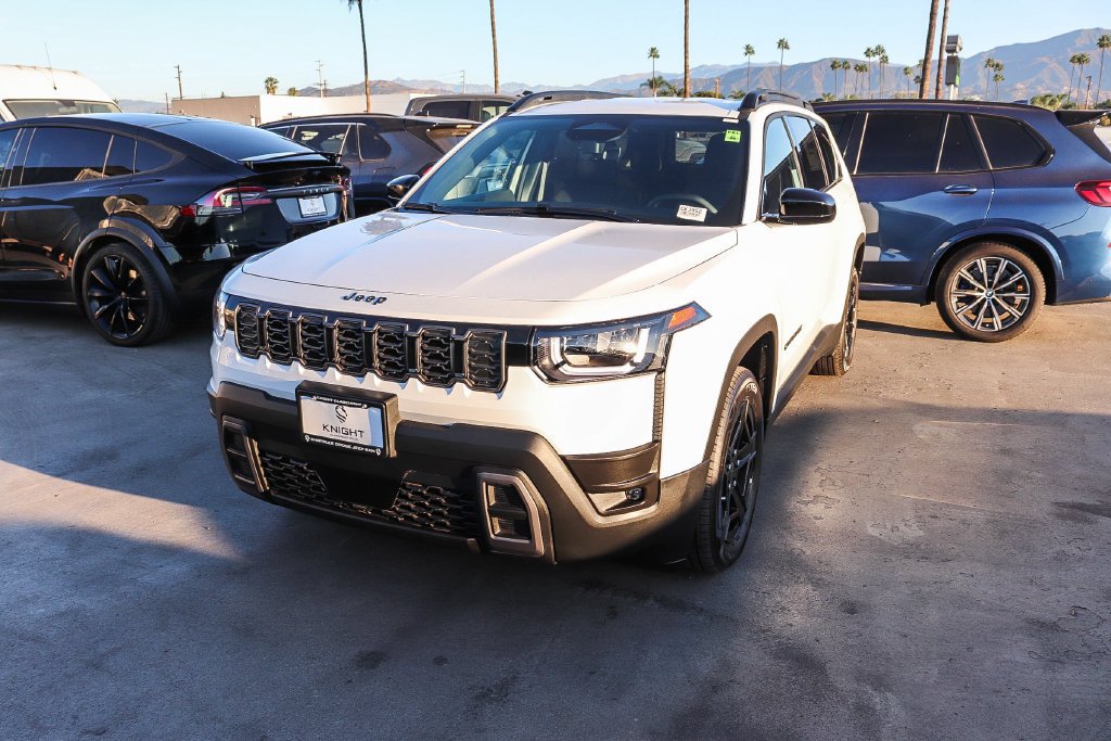 New 2026 Bright White Clearcoat Jeep Laredo image 4