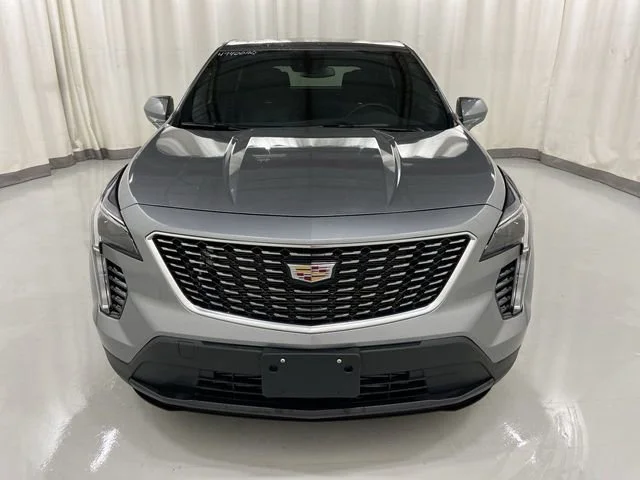 Used 2023 Argent Silver Metallic Cadillac Luxury image 6