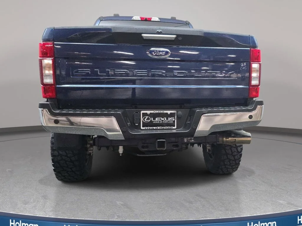 Used 2020 Blue Ford Lariat image 4