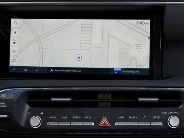 New 2026 Titan Green Hyundai SEL Premium image 13