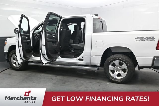 Used 2024 White Ram Big Horn/Lone Star image 34