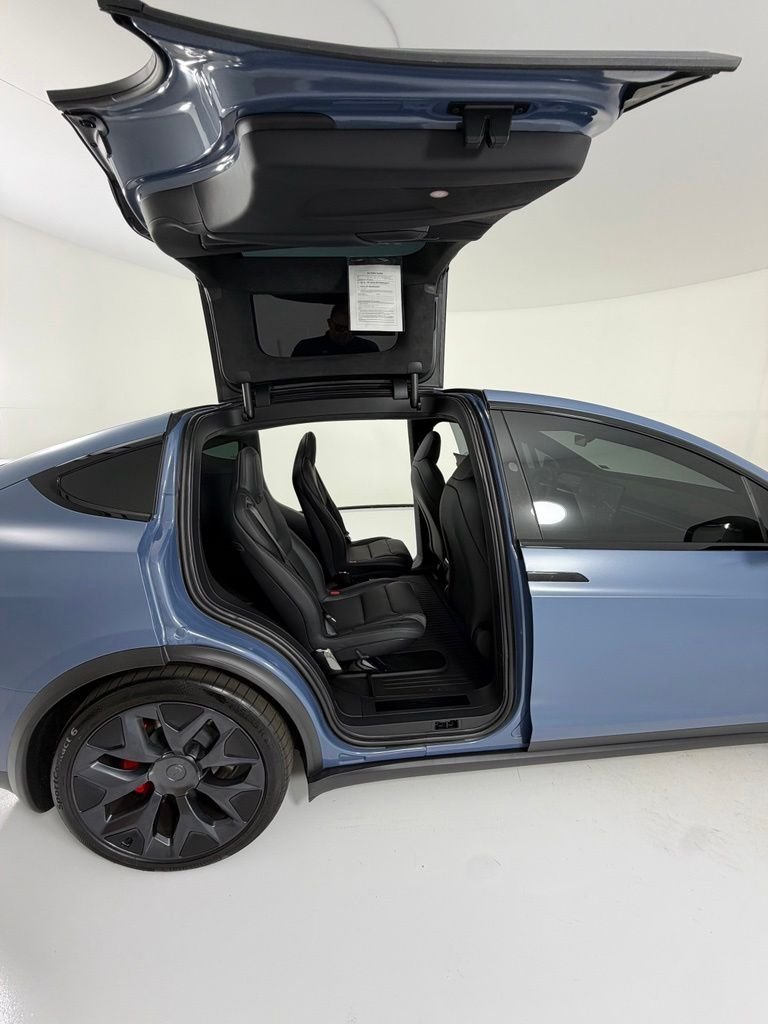 Used 2026 Blue Tesla Plaid image 52