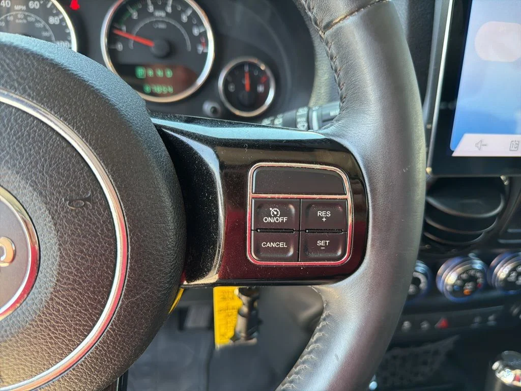 Used 2014 White Jeep Unlimited Sahara image 48