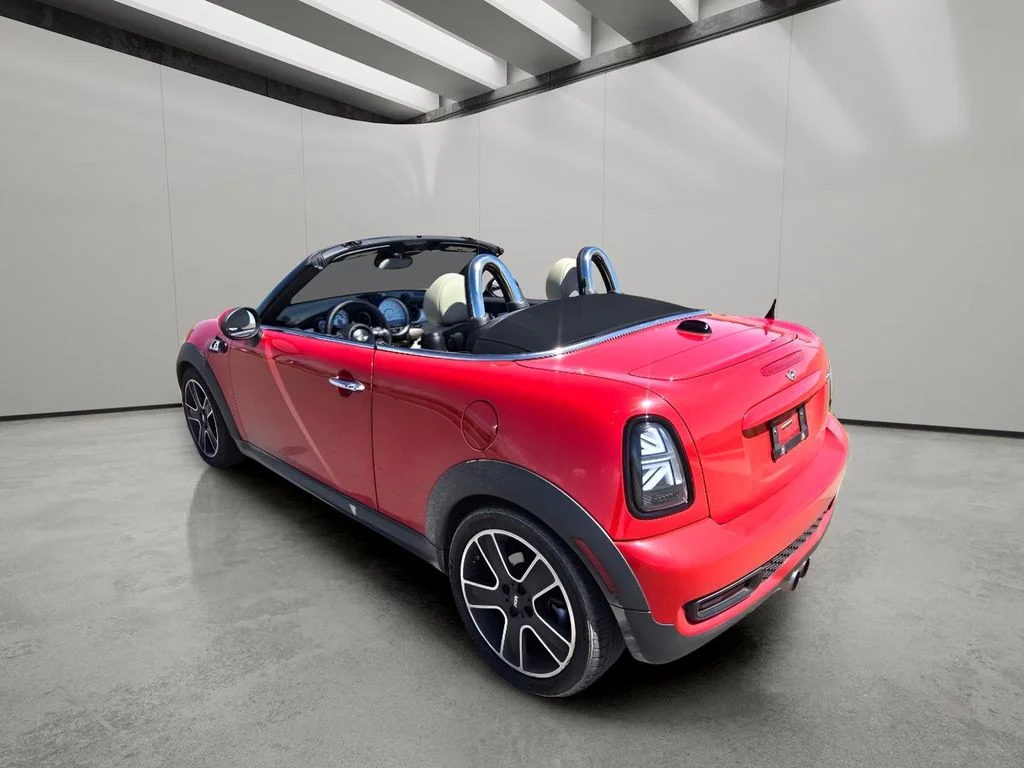 Used 2013 Chili Red MINI S image 4
