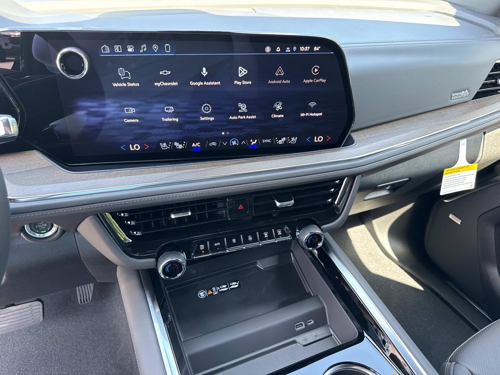 2026 Chevrolet Suburban High Country - Photo 24