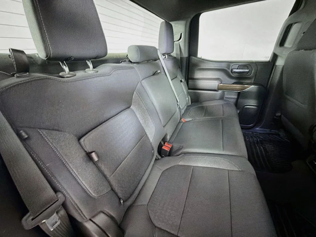 Used 2021 SHADOW GRAY METALLIC Chevrolet RST image 23
