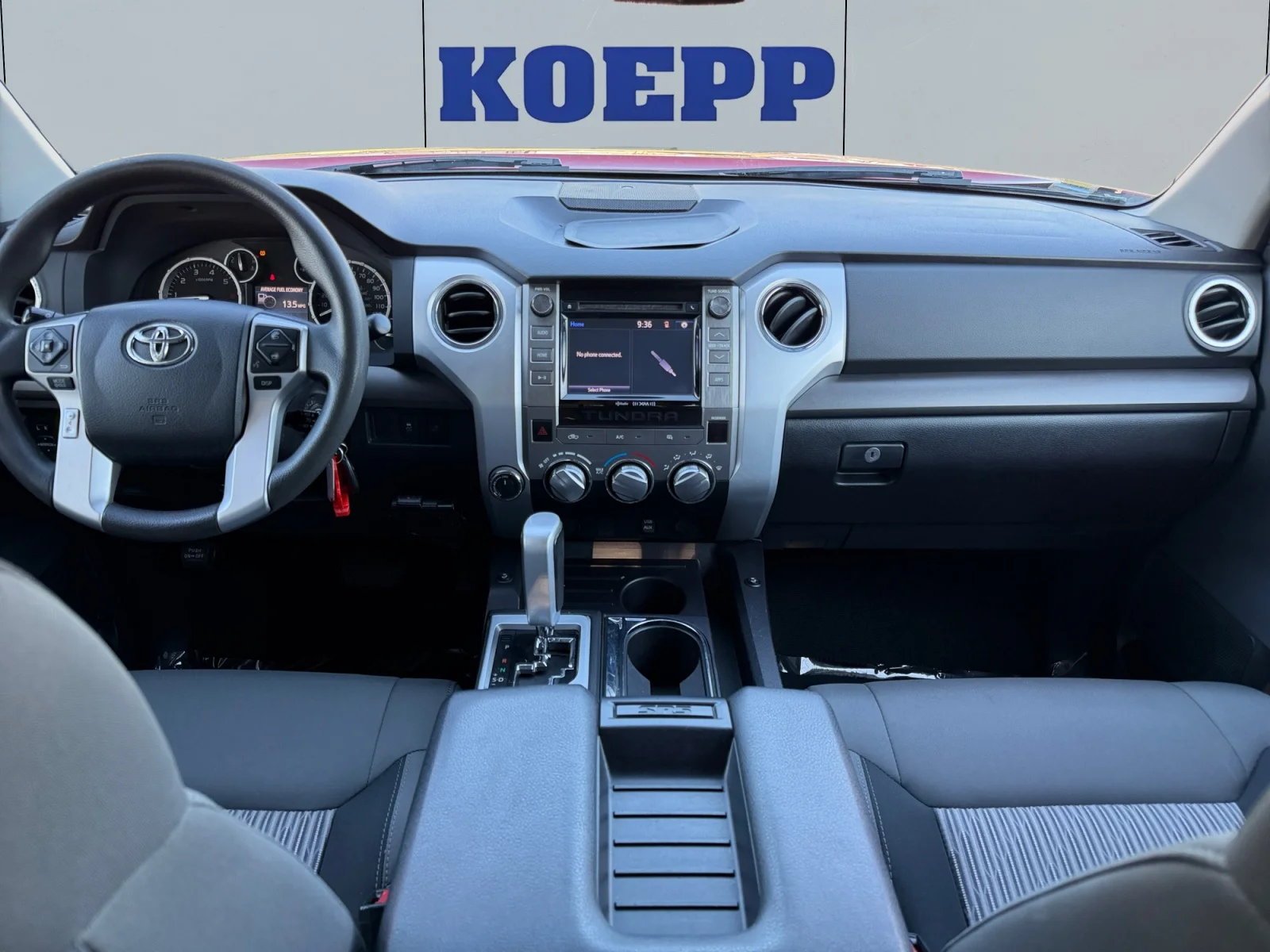 Used 2015 Barcelona Red Metallic Toyota SR5 image 12