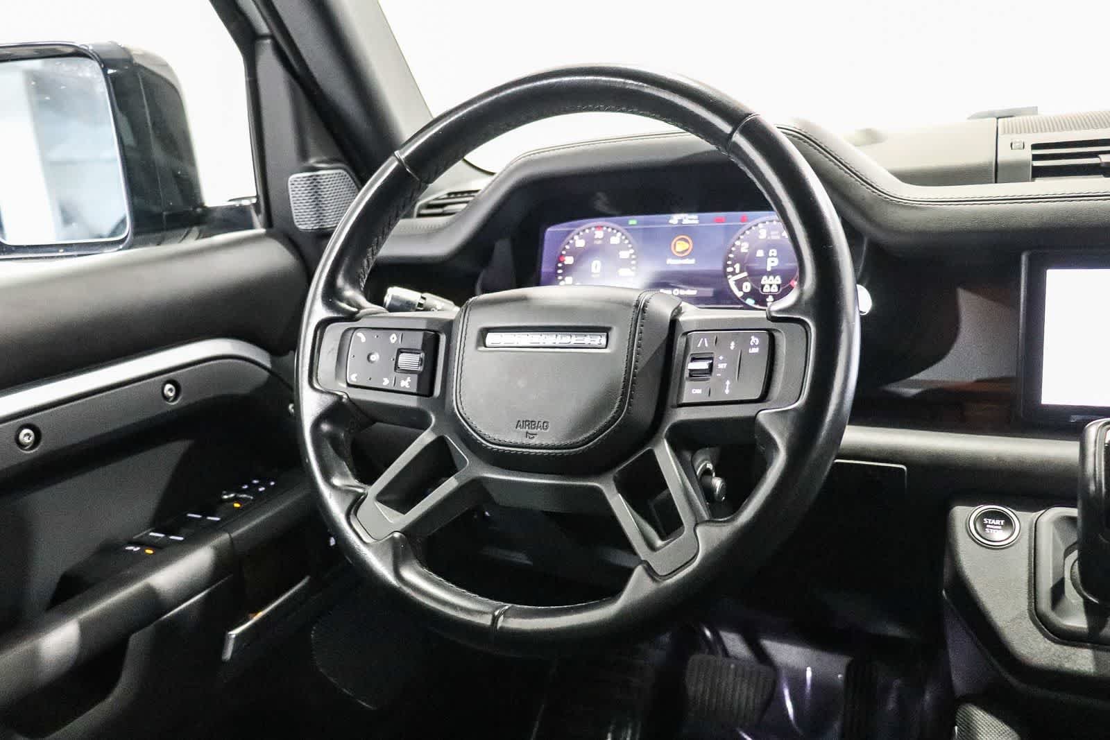 Used 2021 Black Land Rover X-Dynamic HSE image 16