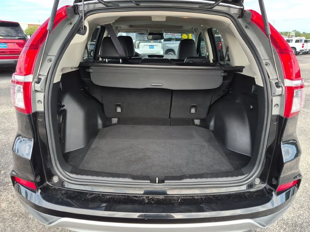 Used 2016 Black Honda Touring image 31