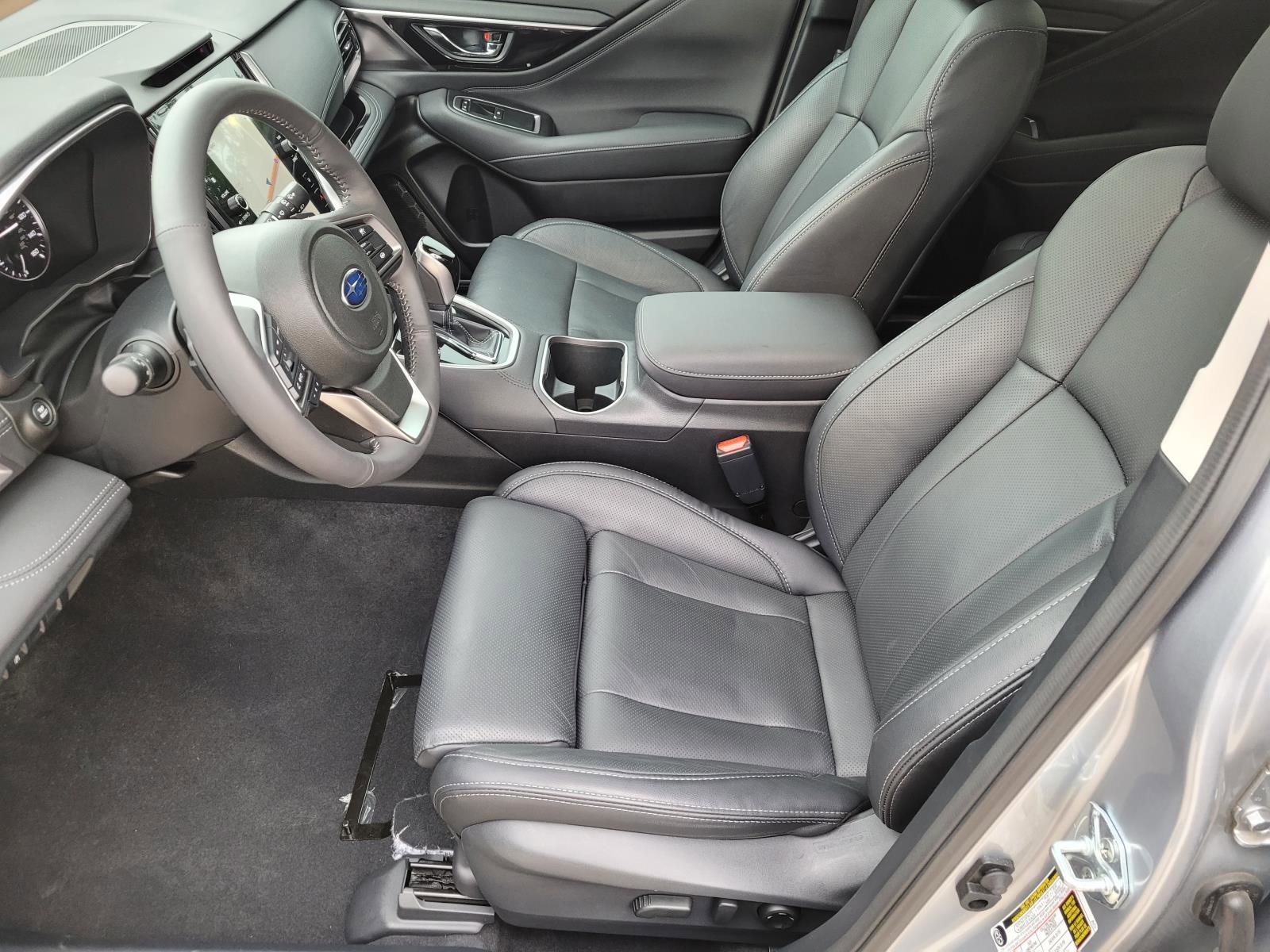 Used 2025 Ice Silver Metallic Subaru Touring XT image 3