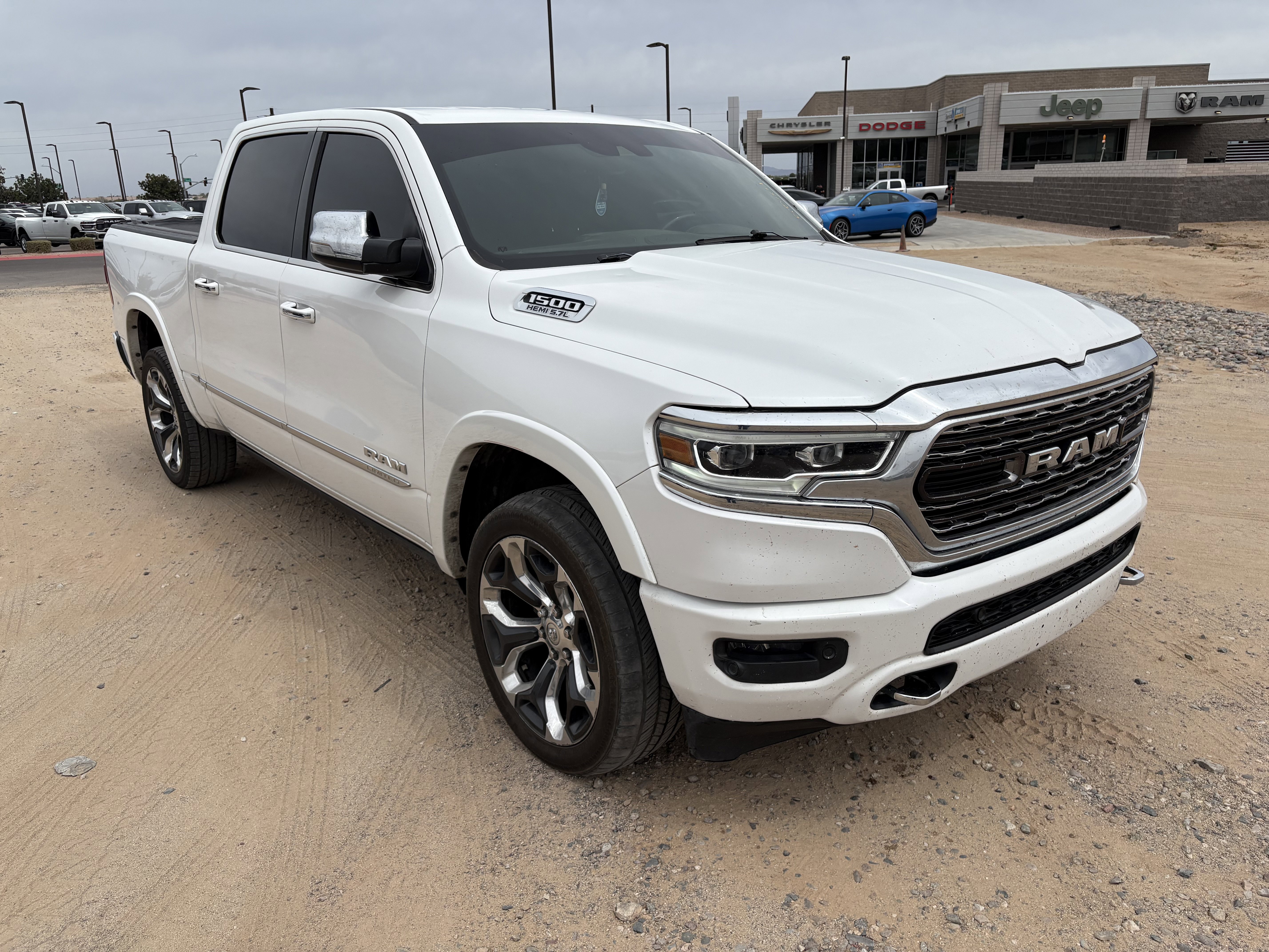 Used 2020 Ivory White Tri-Coat Pearlcoat Ram Limited image 7
