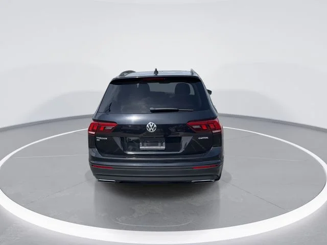 Used 2019 Black Volkswagen 2.0T SE image 7